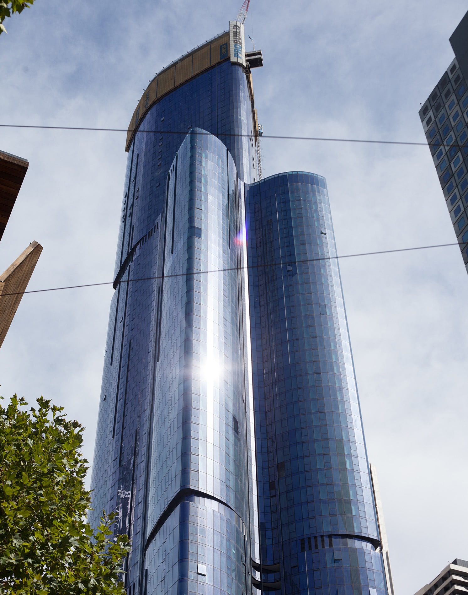 Aurora Building Melbourne Central - Unitized Curtain Wall, Glass Wall, Aluminium Cladding, Sliding Door, LED Aluminium Feature Fin for Tower; Glass Feature Fin for Podium